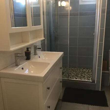 Bord De Mer アパート ル・トレポール